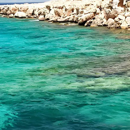 Daire Charming In Larnaca With Sea View - 73 M² *