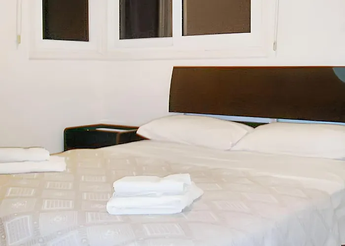 Charming In Larnaca With Sea View - 73 M² Apartmán Voroklini