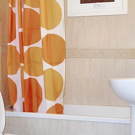 Charming In Larnaca With Sea View - 73 M² *