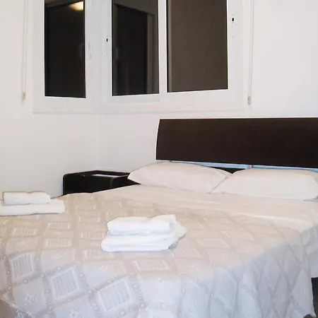 Charming In Larnaca With Sea View - 73 M² Oroklini