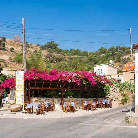 Charming In Larnaca With Sea View - 73 M² Lejlighed